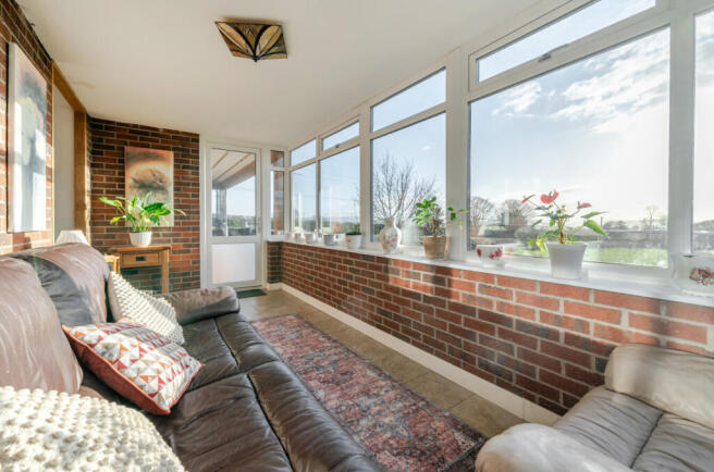 1425411-8-69b1b2f...