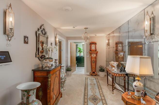 Apt. 1 Laurel Grange-12.jpg