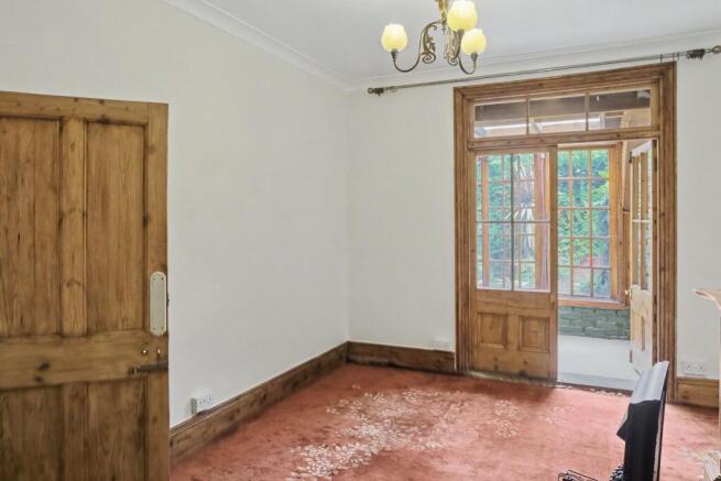 22a Grosvenor Road, Twickenham, Middlesex, TW1 4AE
