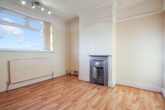 Bedroom 2 (Double)