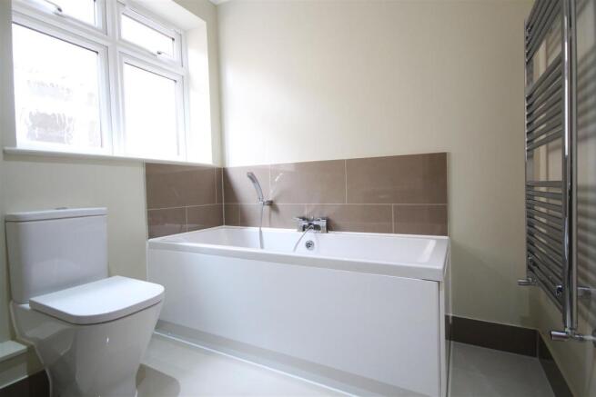 bathroom1.jpg