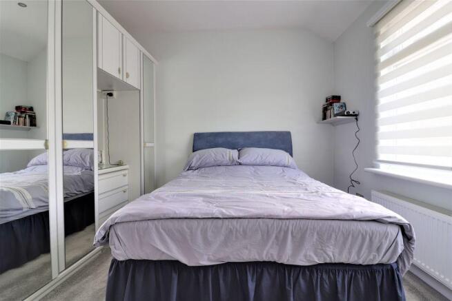 Bedroom 2 (Double)