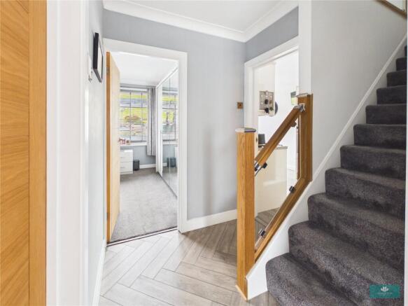 3 bed Semi-Detached for sale Image 7