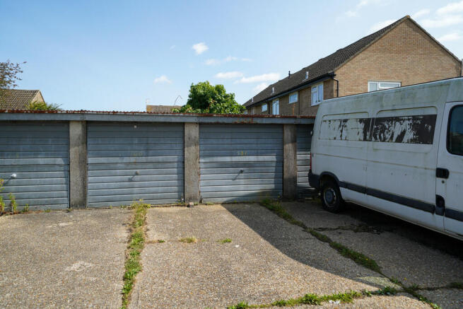 11 Marlborough Cl...
