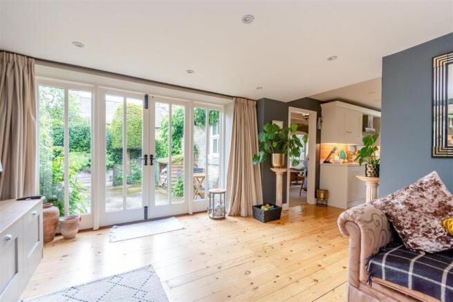 3 bed Barn Conversion for sale Image 7
