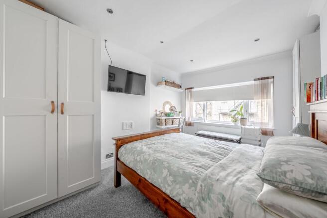 3 bed Semi-Detached for sale Image 9
