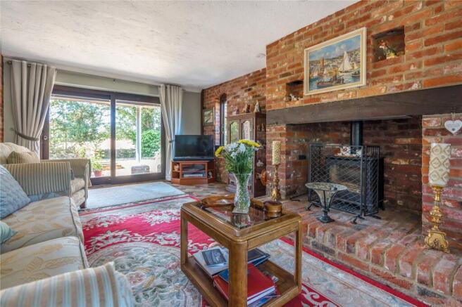 High Road, Great Finborough, Stowmarket, Mid Suffolk, IP14 photo 4