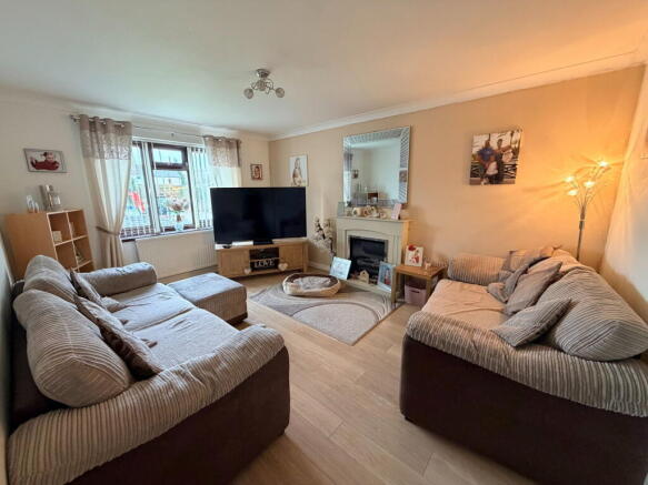 Fairmeadows, Maesteg, CF34 9JL photo 4