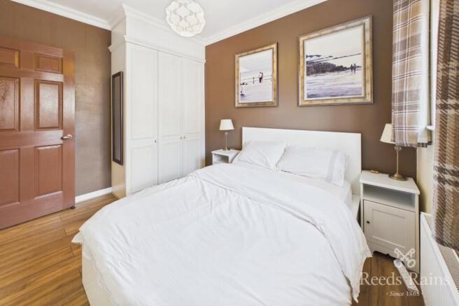 2 bed Apartment for sale Image 9