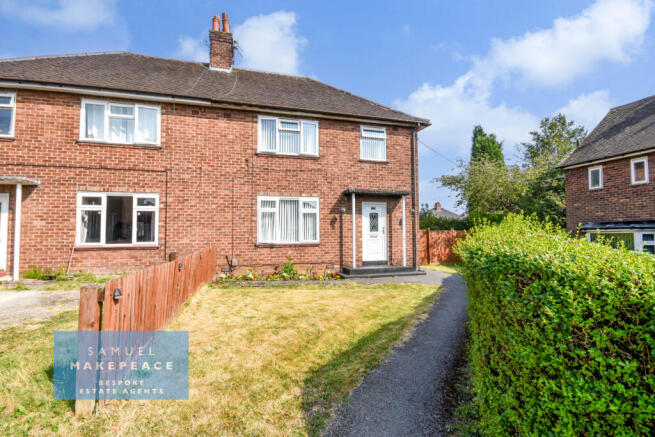 Three Bedroom Semi Detached House with Enormous G