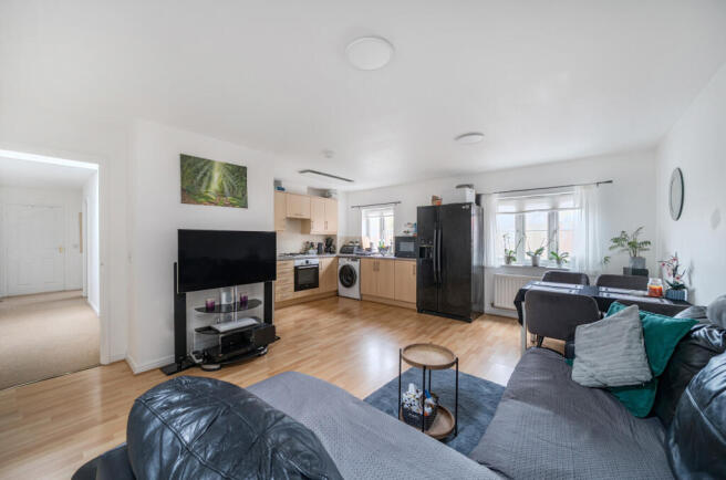 1386127-7-692d6c7...