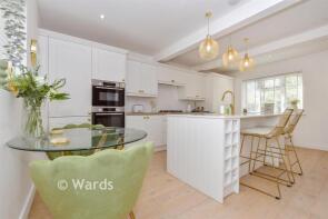 8, Knights Way, Dover CT16 2DZ