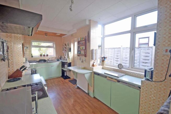 kitchen3.jpg