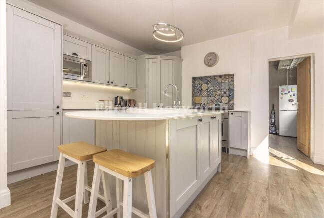Kitchen b