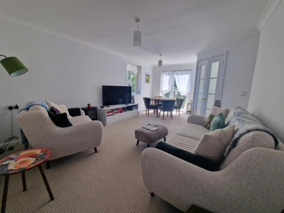 Living/Dining Room