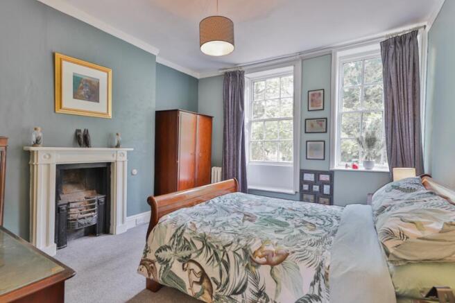 7 bed Detached for sale Image 12
