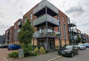 Flat 1, Darwin House, Holmesley Road, Borehamwood WD6 1AP