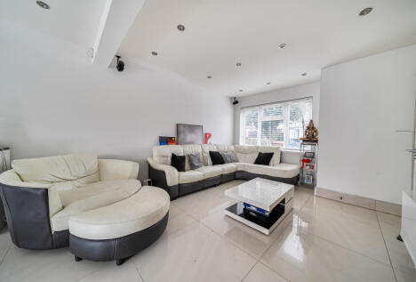 Boxtree Lane, Harrow, HA3