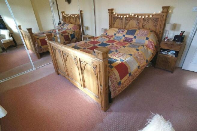 3rd Photo of Bed 1