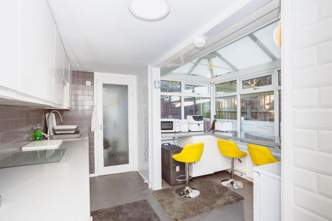 Kitchen & Conservatory