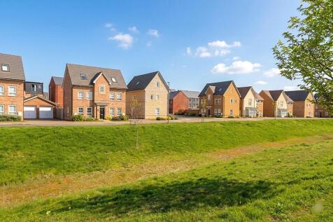 Montague Crescent, Brooklands, MK10