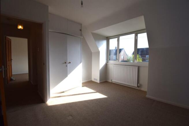 Bedroom 2.JPG