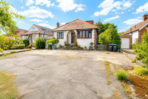 Northaw Road East, Cuffley