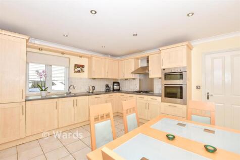 The Lakes, Larkfield, Kent