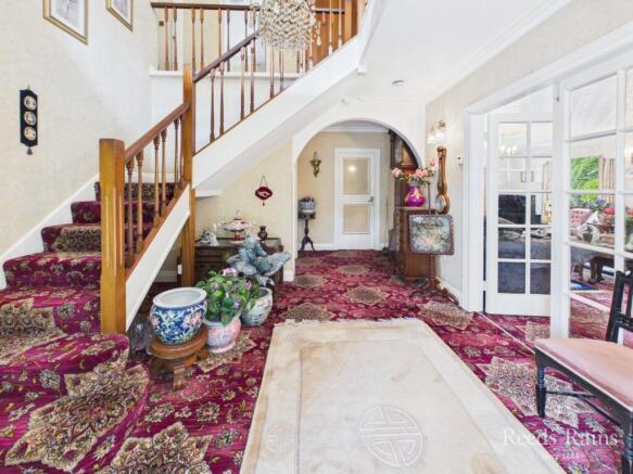 4 bed Detached for sale Image 4