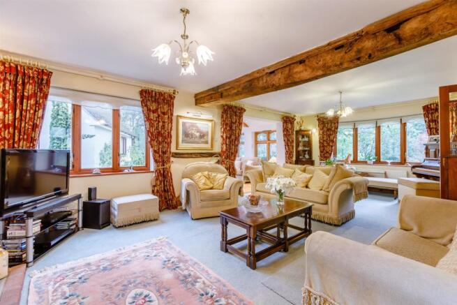 8482061-interior07.jpg