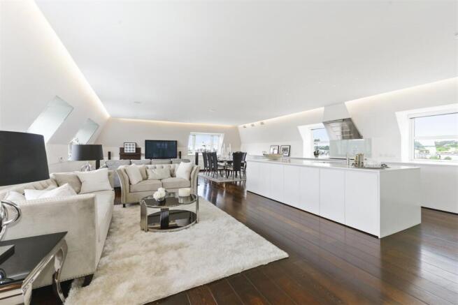Reception Area / Kitchen
