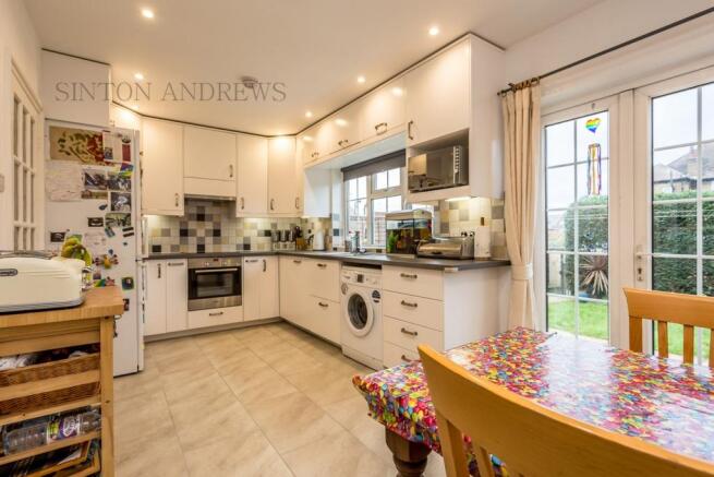 KITCHEN /BREAKFAST M