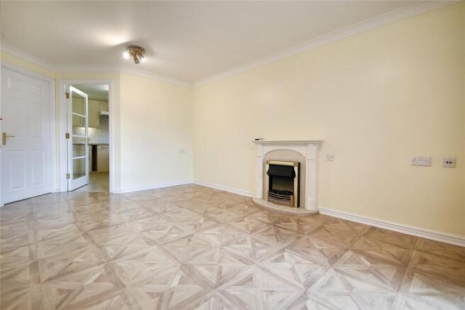 Roman Court, Edenbridge, Kent, TN8 photo 4