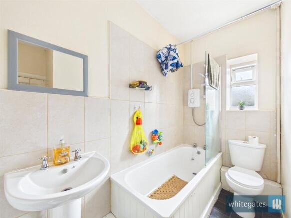 4 bed Terraced for sale Image 7