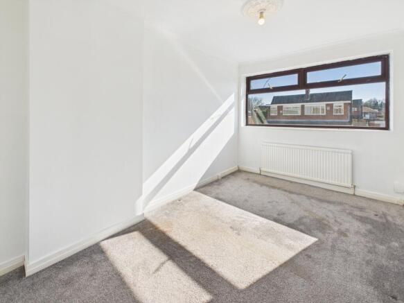 3 bed Semi-Detached for sale Image 8