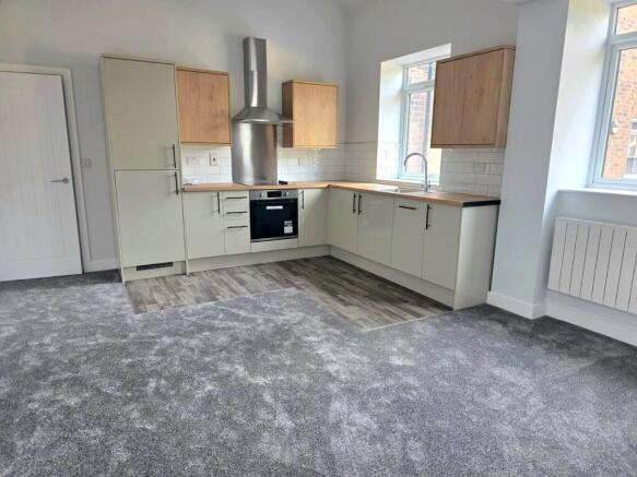 Kitchen / Living Area