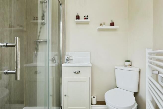 3 bed Semi-Detached for sale Image 12