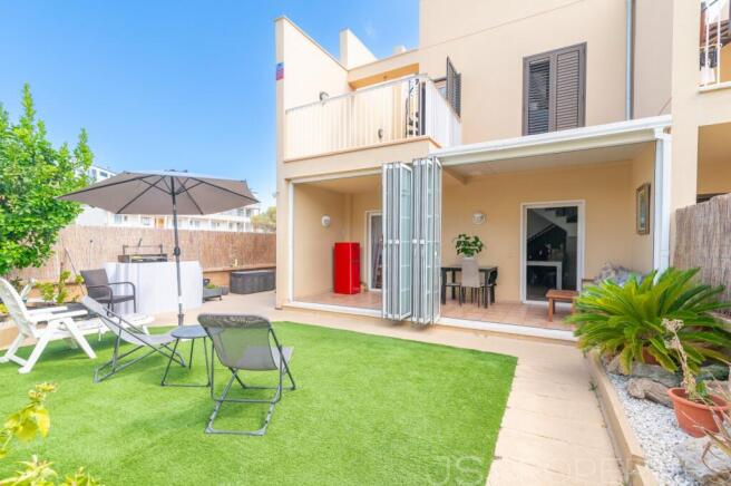 Lovely semi-detached house for sale in a quiet area of Alcudia