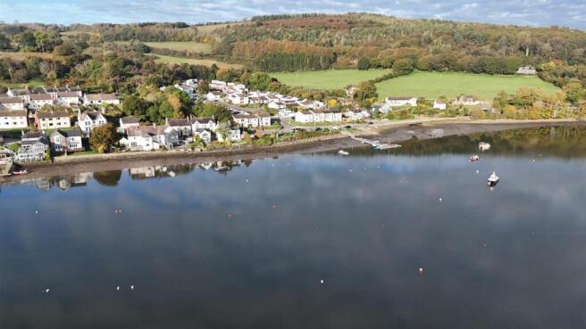 4 Glanteifion Flats, The Moorings St. Dogmaels, Cardigan, SA43 3GF 3.jpg