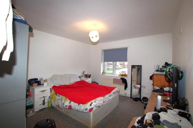 Bedroom1.jpg