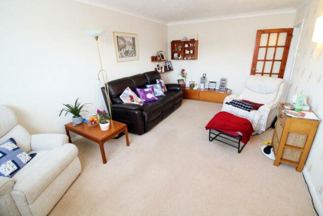 Living Room (2)