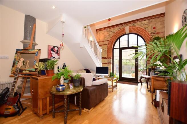 Lounge/Kitchen/ Dining Area
