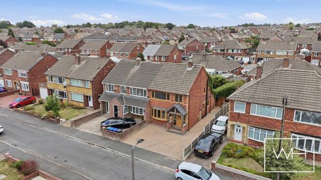 3 bed Semi-Detached for sale Image 8