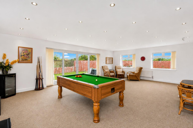 Living room/ games room
