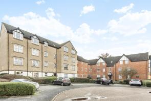 Flat 1, Charnwood House, Rembrandt Way, Reading RG1 6QR