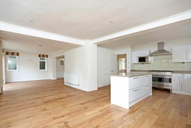 15 North Park 159...