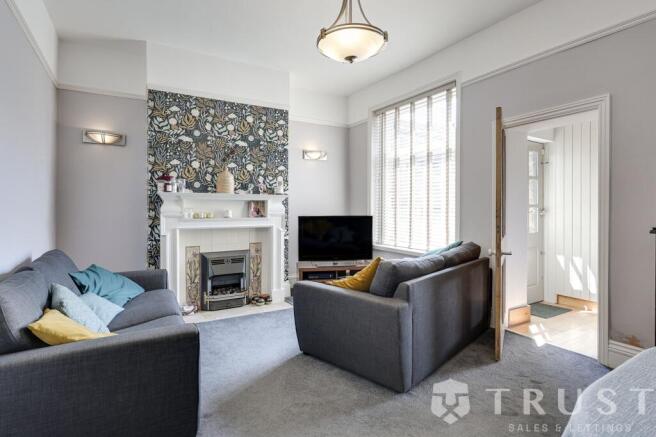 3 bed Terraced for sale Image 4