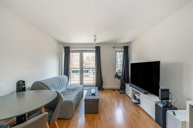 Living Room Side.jpg