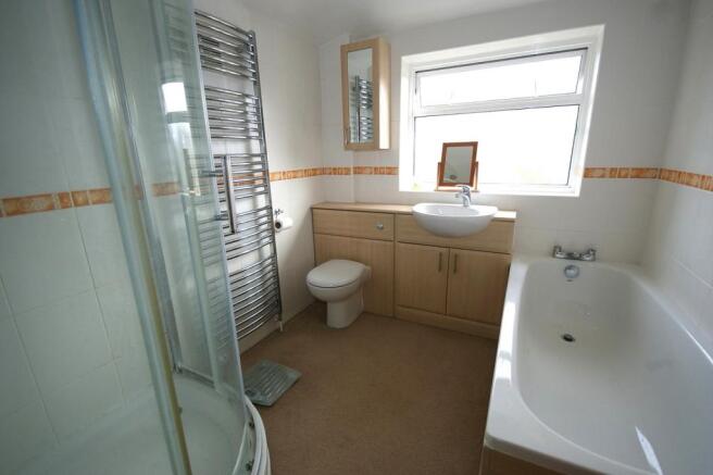 Bathroom/Shower room