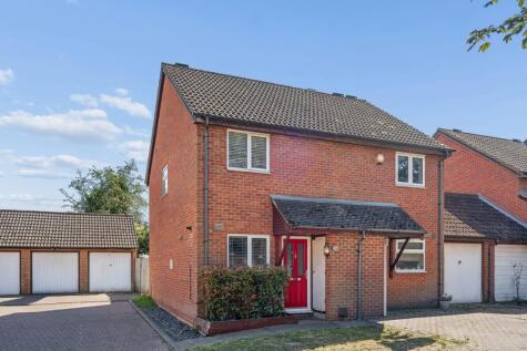 Wolstan Close, Denham, Uxbridge, UB9